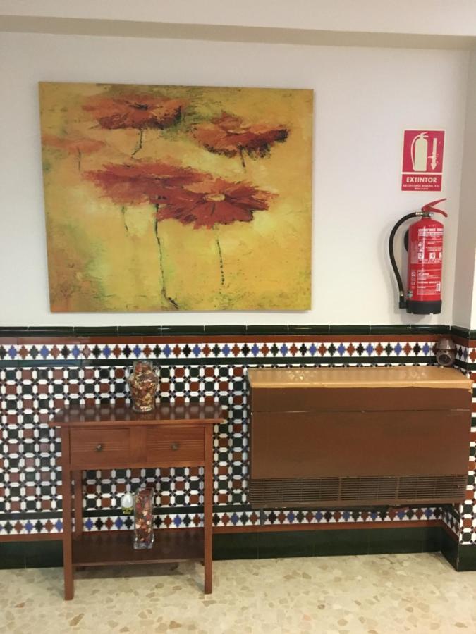 Hostal Carlos III エル・エヒド エクステリア 写真