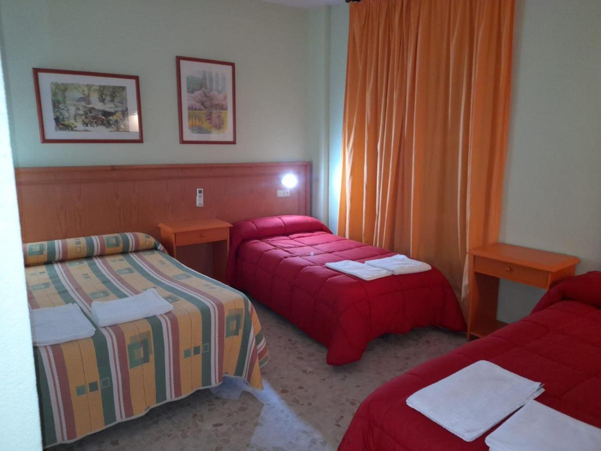 Hostal Carlos III エル・エヒド エクステリア 写真