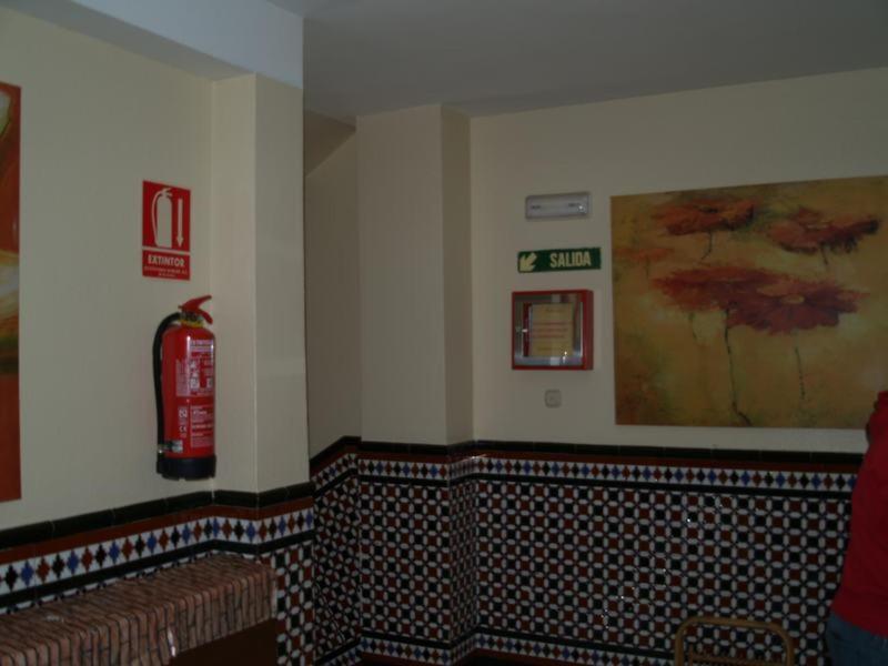 Hostal Carlos III エル・エヒド エクステリア 写真